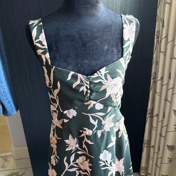 Maurices Dark Green Maxi Dress with Pink Floral Pattern - Picture 4 of 5